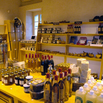 BOUTIQUE BOUTIQUE